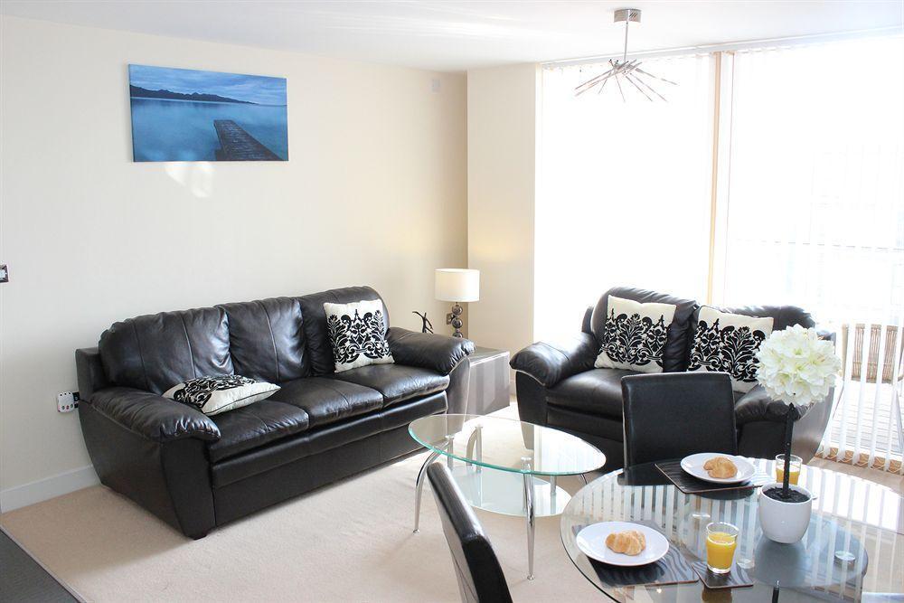 Cotels At Vizion: Central Serviced Apartments with Free Parking Milton Keynes Exterior photo